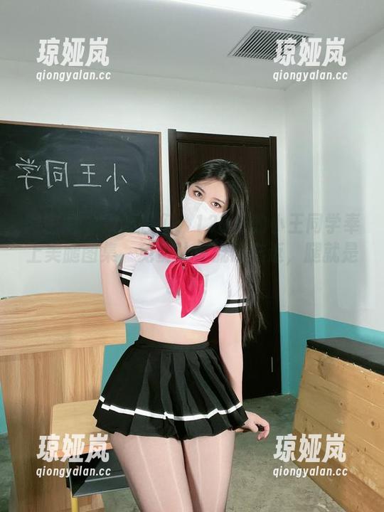 120斤的小王同学 微密圈 - 致腿控们:120斤的小王同学奉上美腿图集,免费让你流连忘返,腿就是艺术!