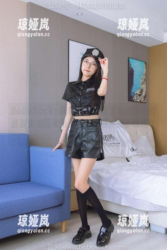 BoBoSocks袜啵啵-小甜豆 BoBoSocks袜啵啵 - 小甜豆与她的咖啡丝脚尖加固美图,无敌诱惑,别错过这个免费福利!
