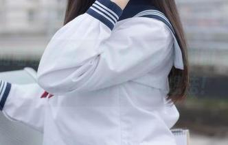 可爱的喵糖映画，贝法红蓝礼服的写真让我忍不住想分享我的想法！