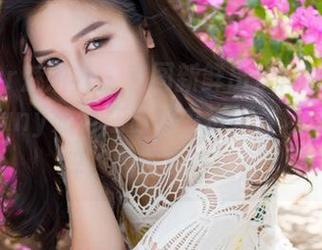 MiStar魅妍社 – 套图新鲜出炉！看看陈嘉嘉Tiffany如何在日常中进行一场‘自我陶醉’的现场直播！