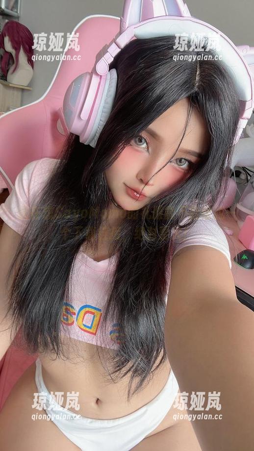 SayoMomo 我在想SayoMomo的礼服能不能给我一个下载链接,绝对要火!