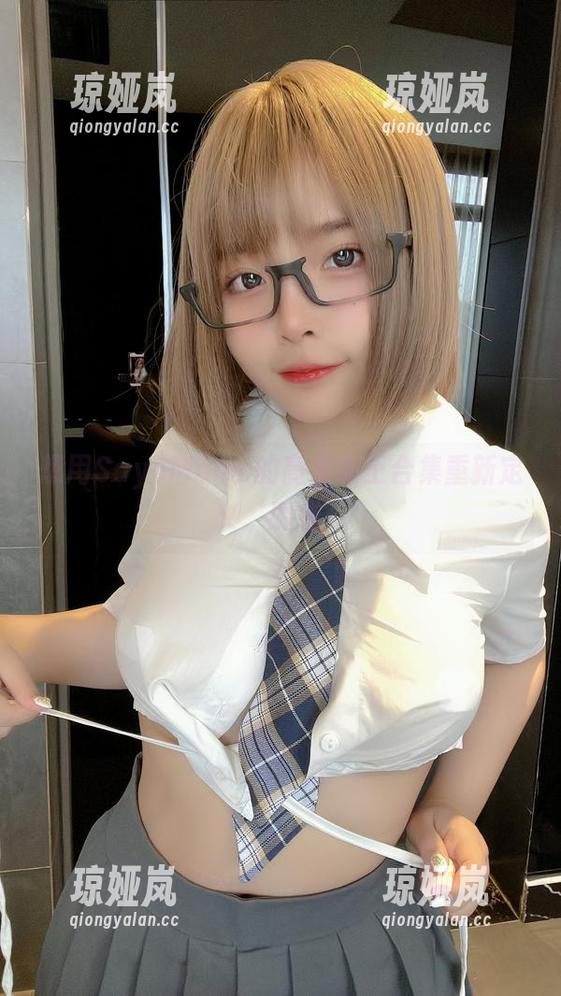 想用SayoMomo的高清女王合集重新定义‘诱惑’
