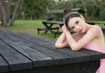 TGOD推女神 – 职场时尚指南：莫晓茜sunny带你看职业装写真集，下载开启你的美丽之路！
