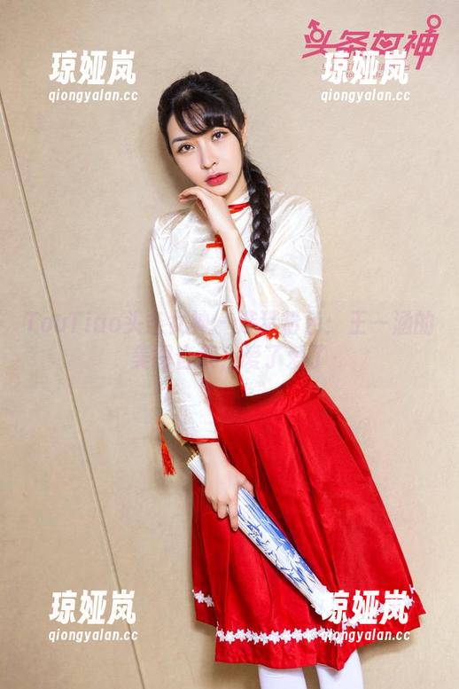 TouTiao头条女神-王一涵 TouTiao头条女神 - 涉猎粉色:王一涵的美图合集,爱了爱了