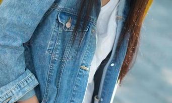 TuiGirl推女郎 – 假装优雅的王馨瑶花嫁美图，照片里藏了多少小调皮？