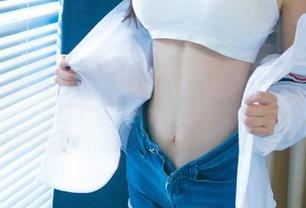 UGirls尤果网 – 高清图库里的夏天，这才是金子熙的真实气息