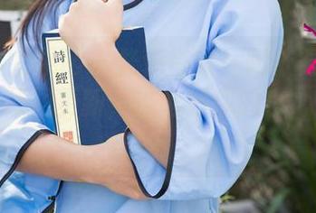 UGirls尤果网 – 整装待发！阿依努尔瓦娅体操服原图更新，准备好你的小心脏了吗？