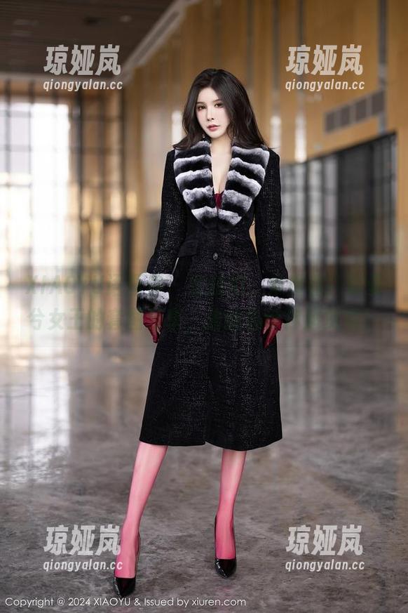 XIAOYU语画界-苏曼兮 XIAOYU语画界 - 女孩们,来看看!苏曼兮女王的套图分享,偷偷告诉你超赞哦!