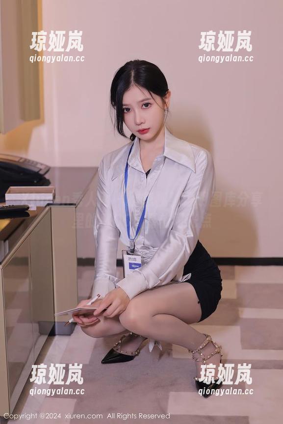 Xiuren秀人网-MOON嘉依 Xiuren秀人网 - 别忽视!透明图库分享里的MOON嘉依闪光点