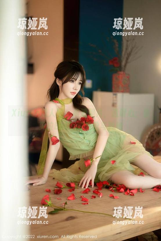 Xiuren秀人网 - 高清照片，透明心：佘贝拉Bella的轻盈与神秘