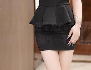 Xiuren秀人网 – 刘飞儿Faye原图：修女风的最新演绎，这骚气…不打扰你们了！