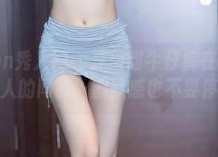 Xiuren秀人网 – 夏甜甜牛仔裤在线！美图撩人的同时，幽默感也不要停呀！