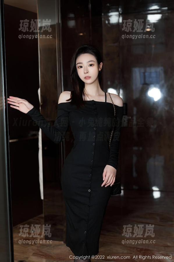 Xiuren秀人网-小兔纯纯 Xiuren秀人网 - 小兔纯纯的作品全集,清纯,再加点调皮