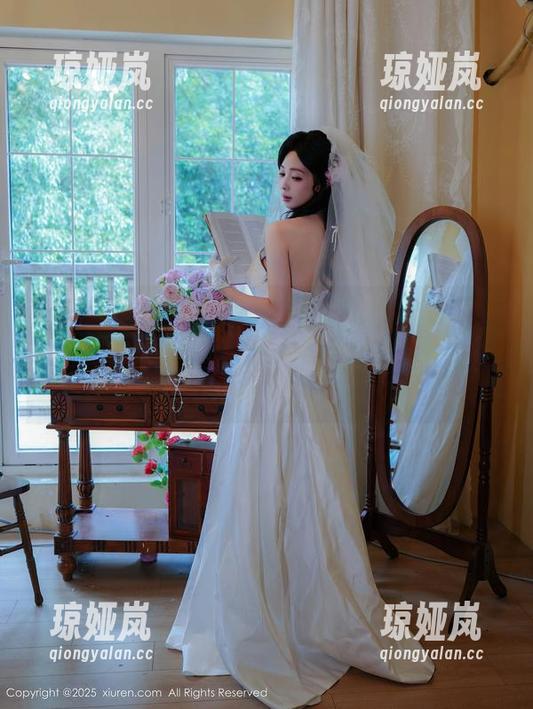 Xiuren秀人网 - 心妍小公主瑜伽高清作品集：她的身姿让我觉得自己一度怀疑人生。