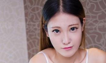 YouWu尤物馆 – 图片中全套丝袜的木木hanna，仿佛在说‘别让我等太久’