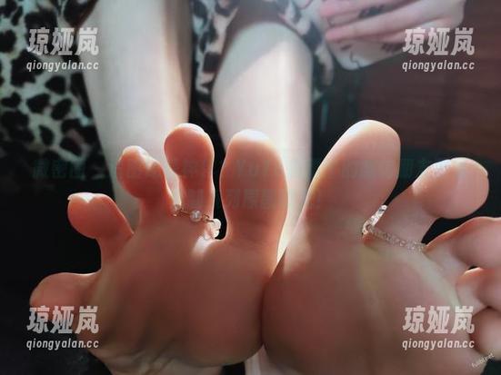 微密圈 - 渣图还是神作？YuYu超甜丫的微信朋友圈及定制系列原图曝光！