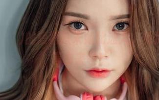Yuka(유카)的短裙从未如此迷人，免费资源就等你来领！