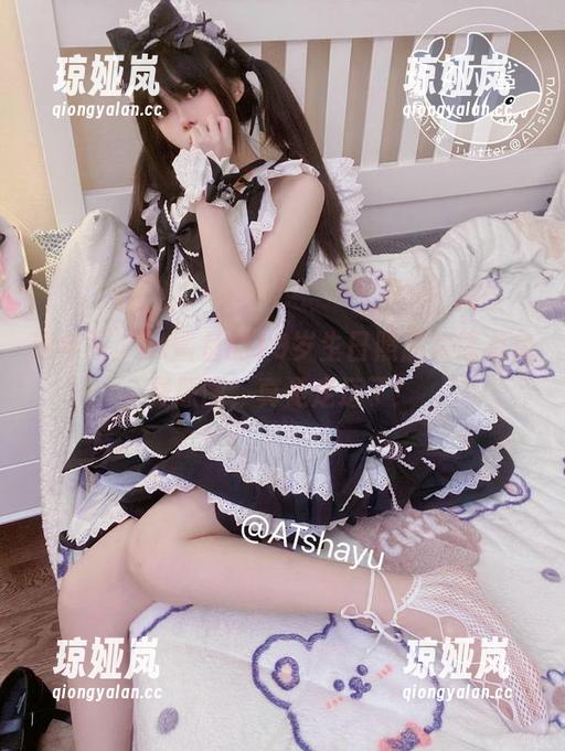这年头，at鲨鱼的19岁生日照居然还有免费原图，真是走运了！