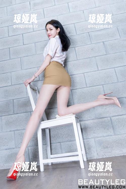 beautyleg-Leonie beautyleg - 搭上Leonie的海边图谱,潜水也能捞起灵感资源!