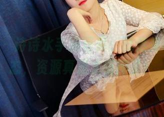 pans – 诗诗水手服写真：就这身材和姿态，资源真是太值得了！