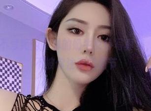 微密圈 – 不爱笑的赛琳的奶牛女仆写真集，分享那些不被你注意的细节