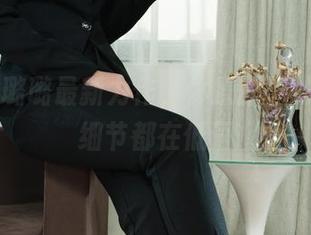 丽柜 – 璐璐最新力作，体操服下的每一个细节都在低语
