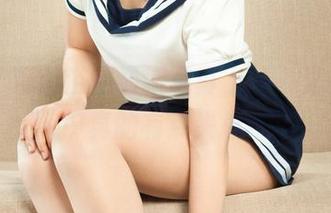 丽柜 – 蕊蕊浴室最新写真上线，光影交错中真的有点失控！