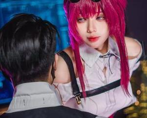 九言私房作品回顾：修女与狗的奇妙搭配，真的不觉得尴尬吗？