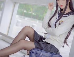 兔玩映画精选：草莓小裙子，甜到心坎里，赶紧来瞧瞧！