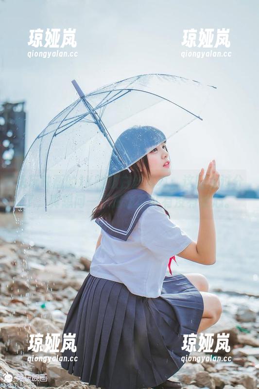 兔玩映画 兔玩映画的JK制服白丝写真:这腿太过分了,真想问一下拍摄团队有没有收心。