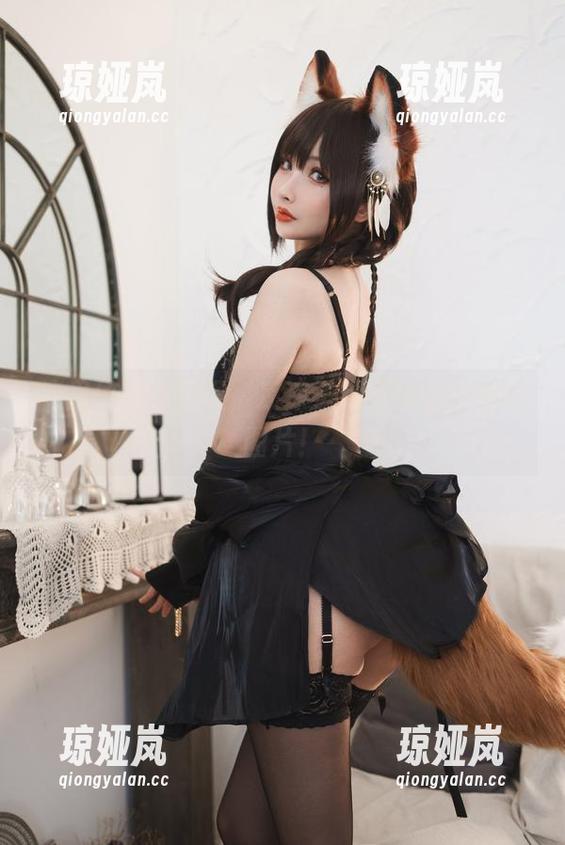 凉凉子 裤里丝在线展现,凉凉子后面的那些神秘图片!