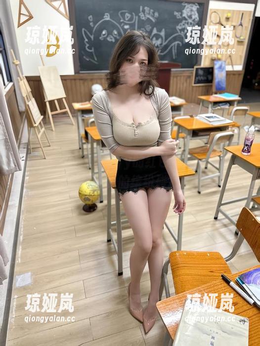 可可西yyy 微密圈 - 可可西yyy的红色游戏:高清蕾丝与高跟的缤纷碰撞!
