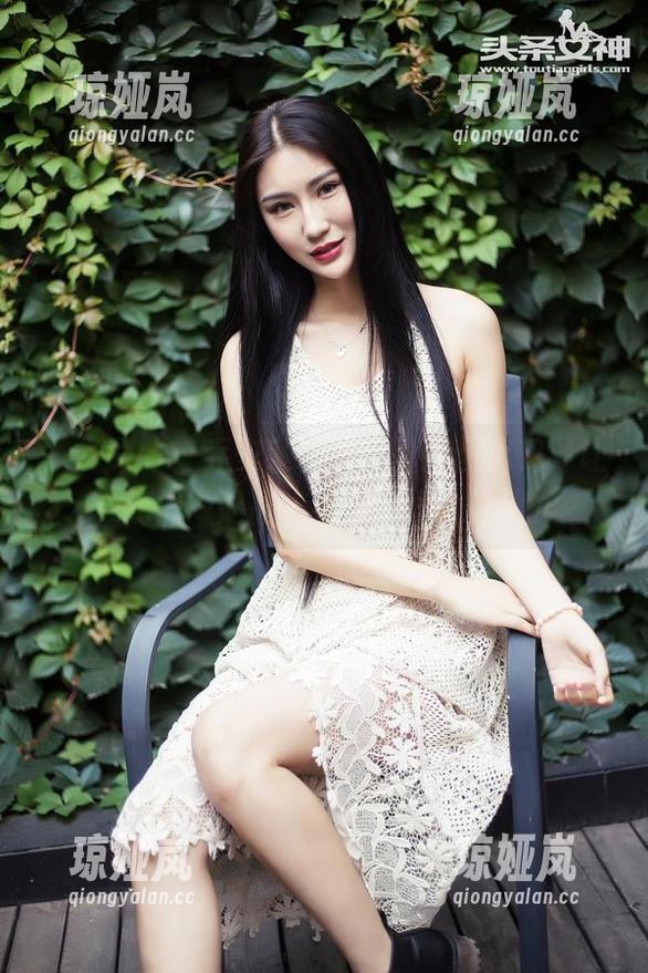 头条女神-乔安 头条女神 - 乔安红裙日记:原图选粹,让我们一起品味那些瞬间的温柔