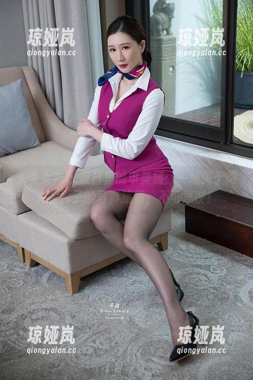 头条女神-申美嫣 头条女神 - 夏日里的申美嫣:一场关于阳光和影子的写真旅程,不可思议!
