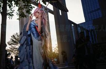 不知火？还是不知我该怎么形容这福利！奶狮不咬人的作品真是让人目不暇接。