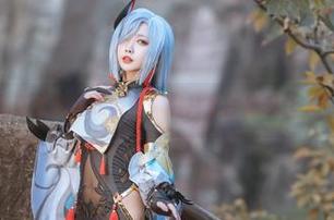 宫本桜与加藤惠的趣味浴室：图片里的福利让人忍俊不禁！