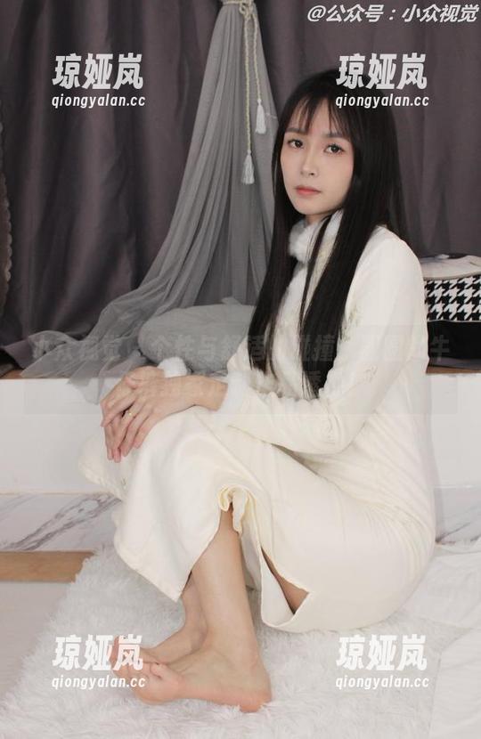 小众视觉 - 个性与舒适的碰撞：圆圆的牛仔裤独家定制作品透视！
