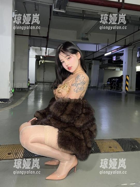 小优优子 微密圈 - 教室里的小优优子:最新分享,太撩了!