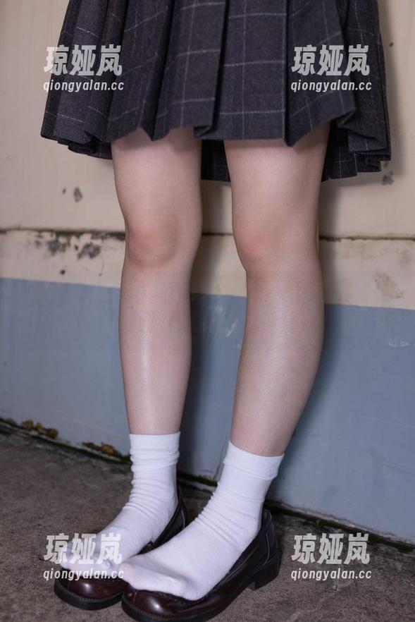 少女秩序-小鱼 少女秩序 - 小鱼的办公室探险:隐秘角落,图包下载带你发现!
