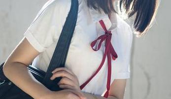 少女秩序 – 浴室的私密瞬间，晞可的写真让你忍不住想多看几眼