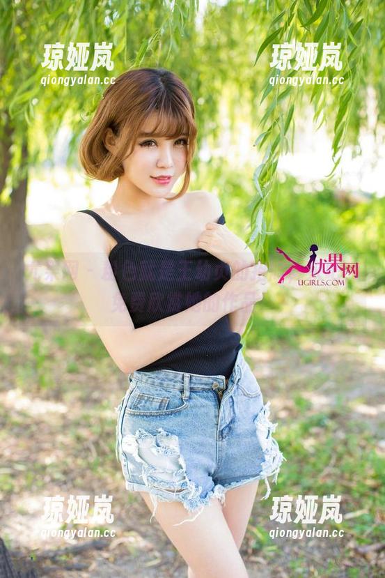 尤果网 - 粉色就是王幼贞的招牌，来吧，免费欣赏她的作品！