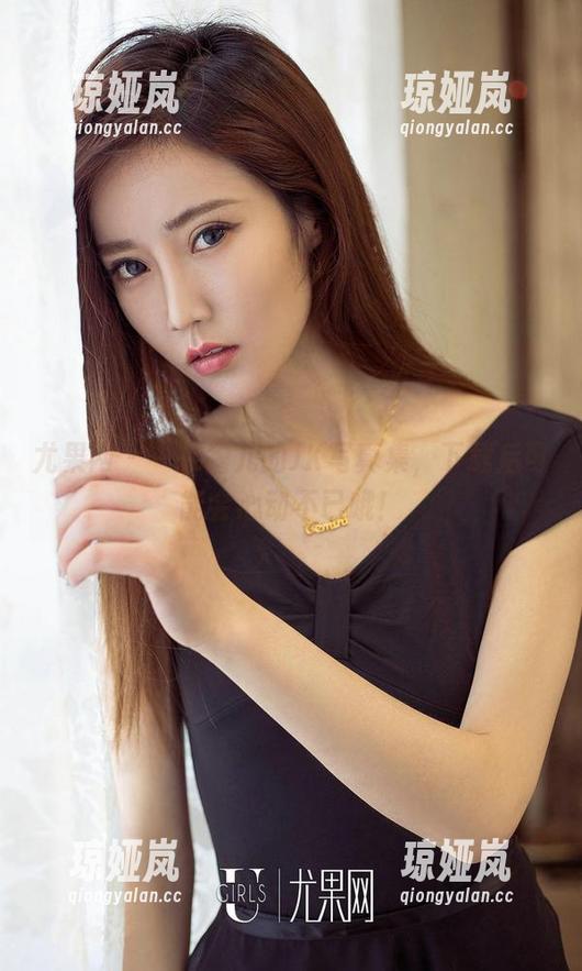 尤果网-露儿 尤果网 - 一探露儿的JK写真集,下载后可能会心动不已哦!
