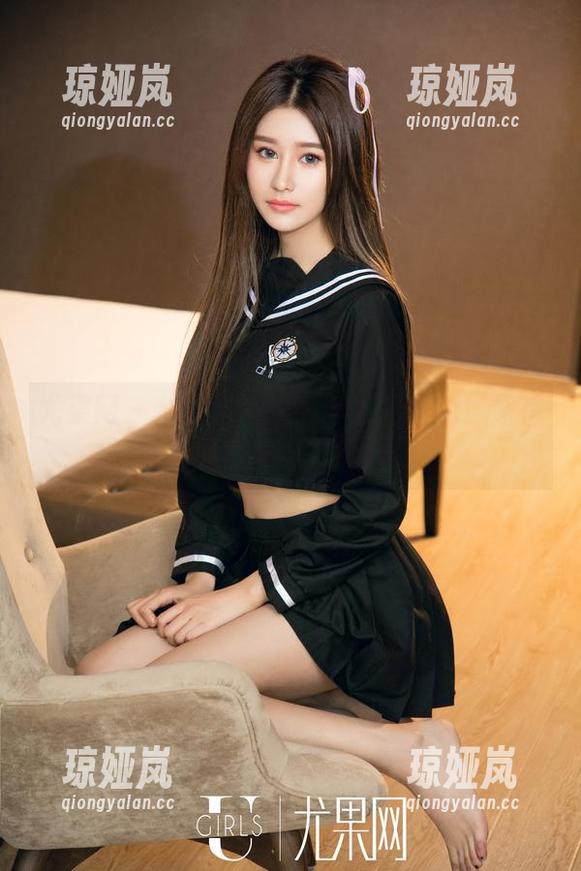 尤果网 - 从未见过这么讨喜的粉色！黛蓓琪的写真真是经典！