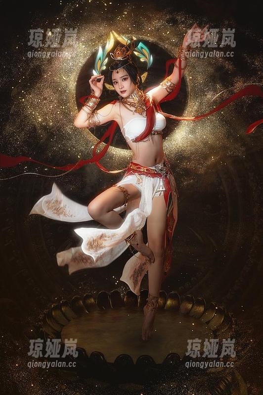 幼爱youmeko 套图里的幼爱youmeko:黑丝眼镜和无圣光的绝妙组合
