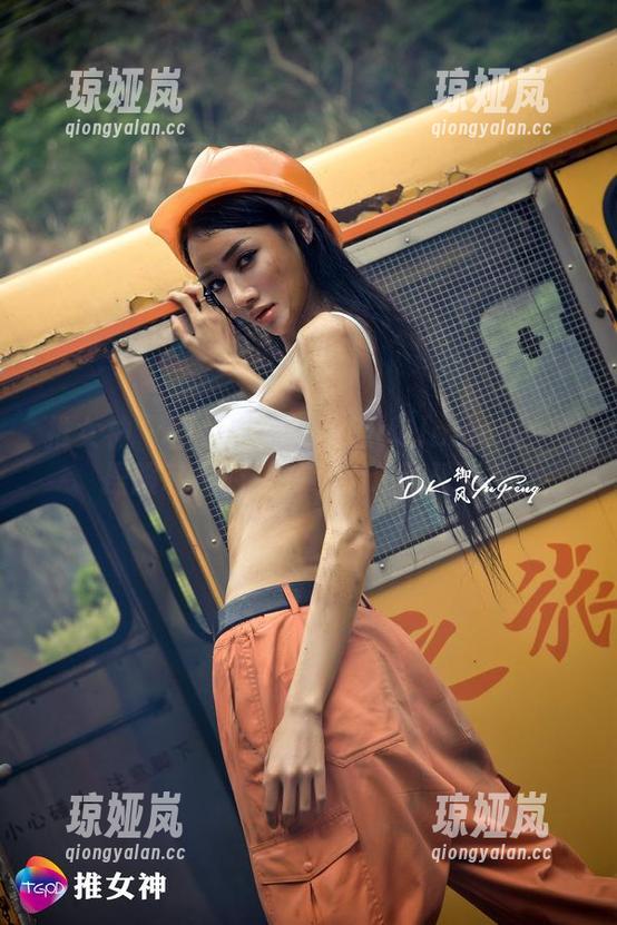 推女神-柠檬c_lemon 推女神 - 图包揭秘!柠檬c_lemon的体操服私拍时刻,小心心砰砰跳!