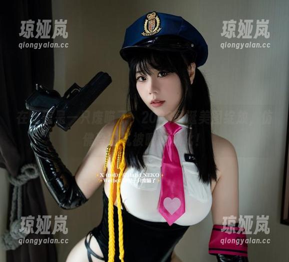 是一只废喵了 在线磕是一只废喵了,2023圣诞美图绽放,仿佛冷空气被暖意融化!