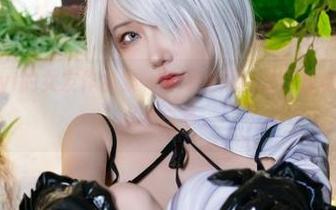杨衣yangyi的女友作品集——这些照片堪称眼球炸弹，下载风险自负。