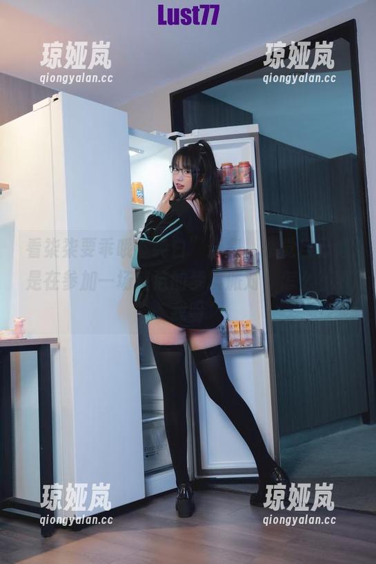 柒柒要乖哦 看柒柒要乖哦“纯白”合集,感觉自己像是在参加一场纯洁的梦境派对,怎么不带我呀