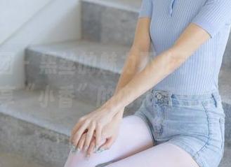 森萝财团 – 黑丝的魅力不止于此，和我一起分享“小香”的内部定制合集吧！