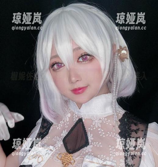 椒妮佐仁 椒妮佐仁红裙特辑:高清图包,带你进入她的梦境